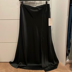 Brand new A New Day black skirt with front slit, size s
